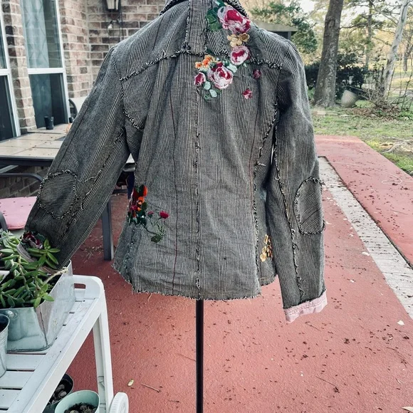 Paparazzi Houndstooth Blazer with Embroidered Flowers Women Size Large - Picture 6 of 15